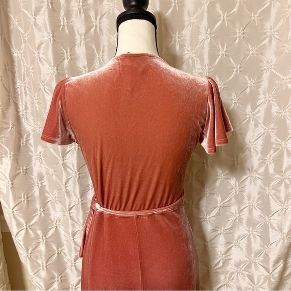 BHLDN by ANTHROPOLOGIE Dusty Rose Pink Velvet Thrive Wrap Midi Dress - Picture 7 of 16